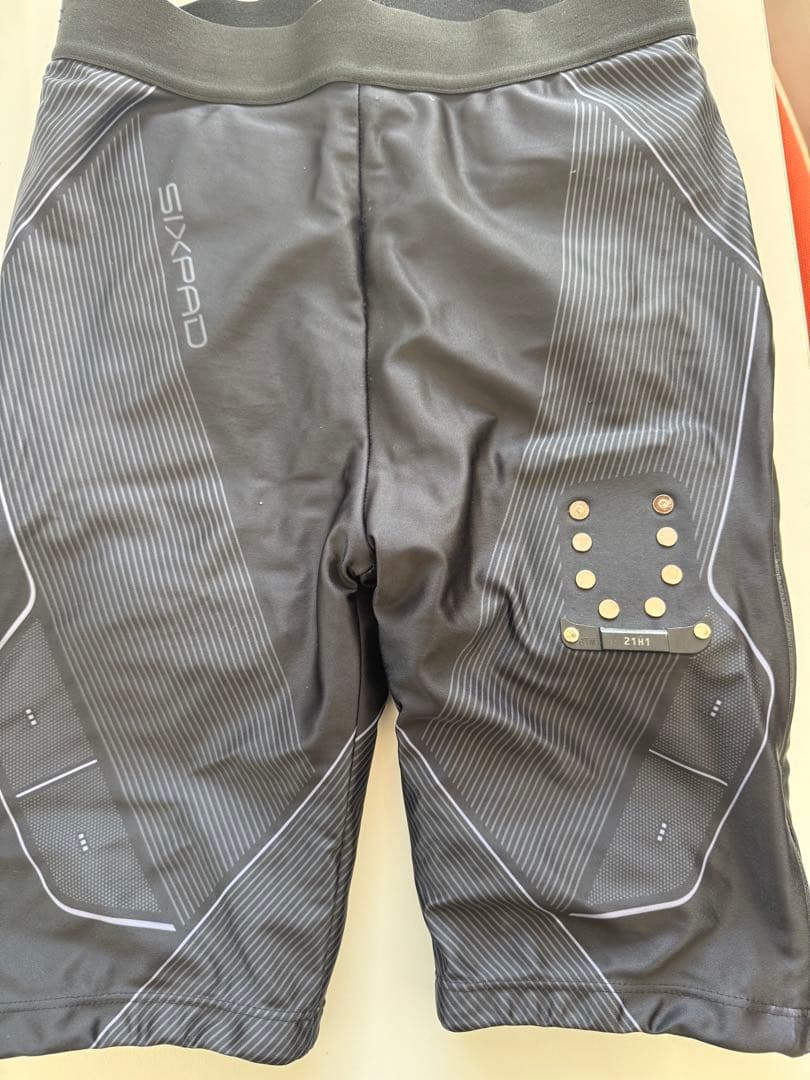 【シックスパッド】パワースーツ　ヒップアンドレッグ メンズM