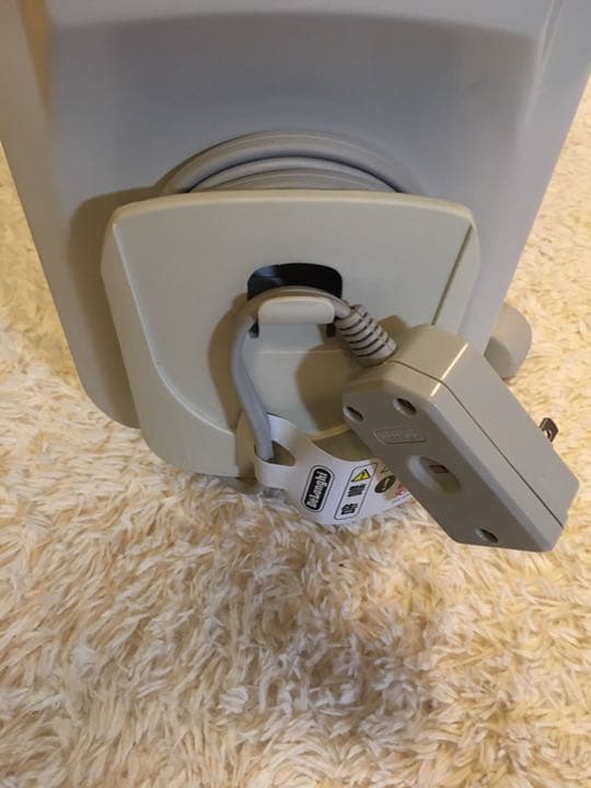 デロンギ　オイルヒーター　R731015EFS