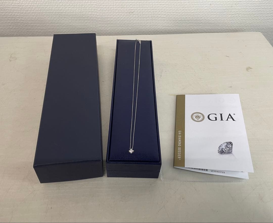 美品 鑑定書付 pt ネックレス ダイアモンド 0.3カラットGIA プラチナ