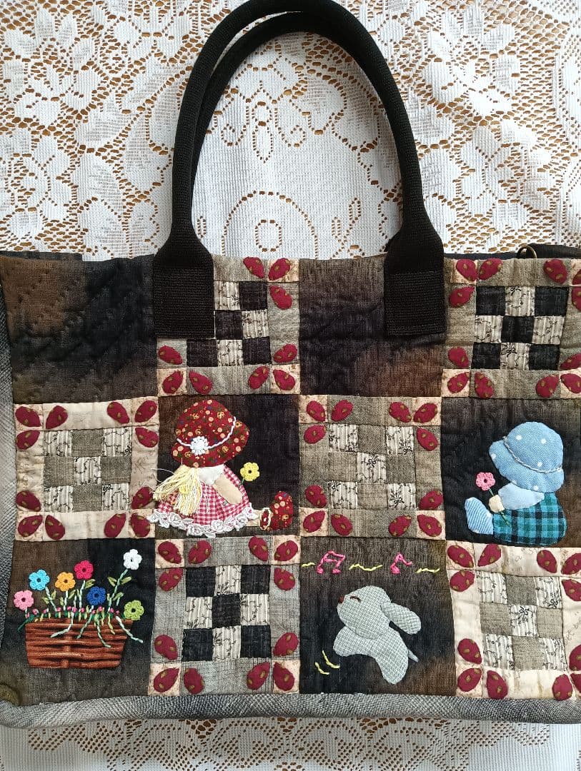 スーちゃん ぐるりとマチの大きなバッグ