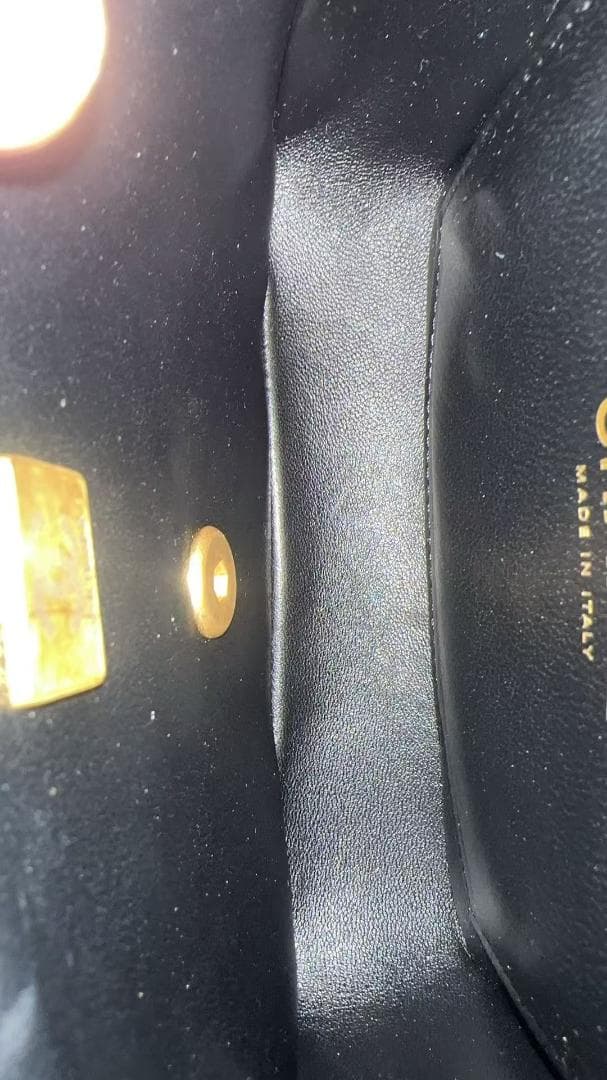 ブラック キルティング ショルダーバッグ