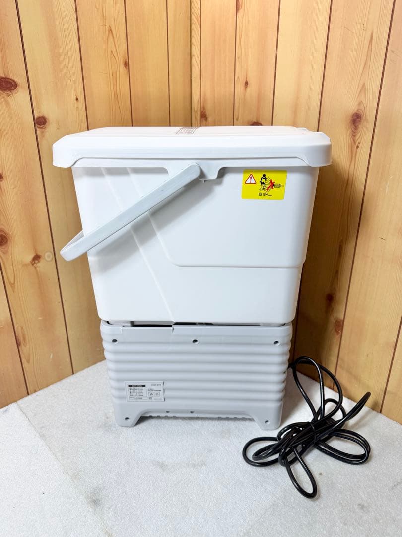 美品 アイリスオーヤマ タンク式 高圧洗浄機 ベランダセットSBT-512N ②