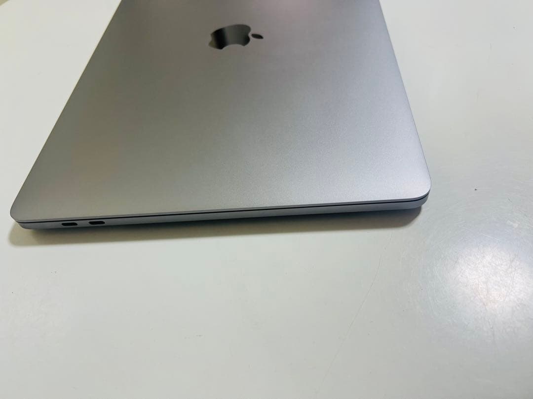 MacBook本体 Macbook Pro 2020 Core i5/16GB/512GB