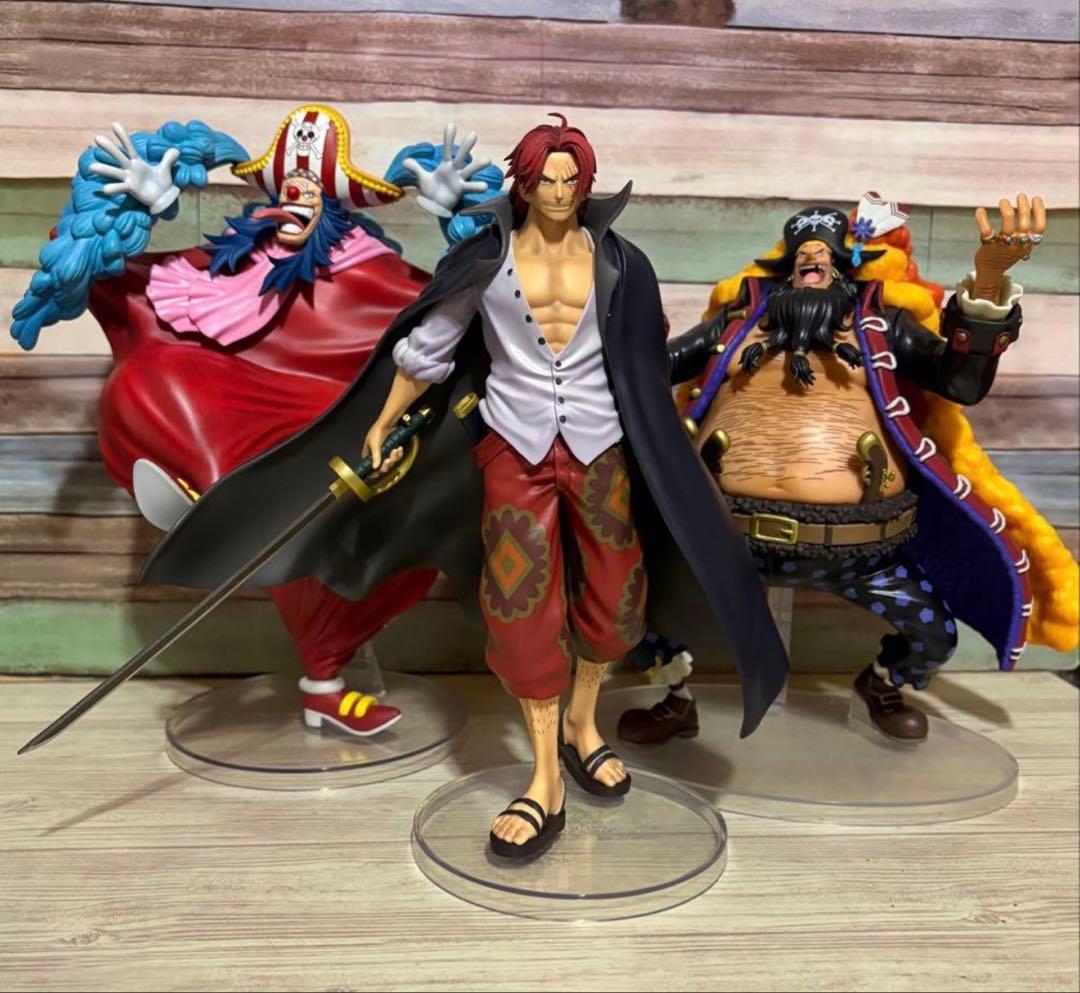 朝まで※一番くじ　ワンピース　新四皇　フィギュアまとめ売り