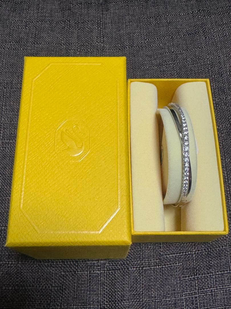 スワロフスキー ブレスレット バングル