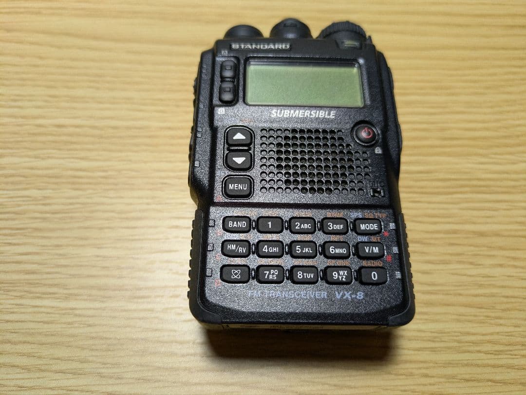 バーテックススタンダード　VX-8 トリプルバンドトランシーバー
