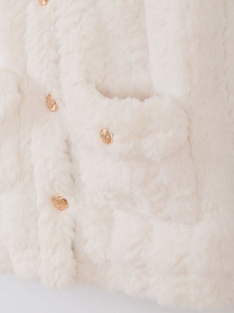 アンミール ゴールドボタンファーコート