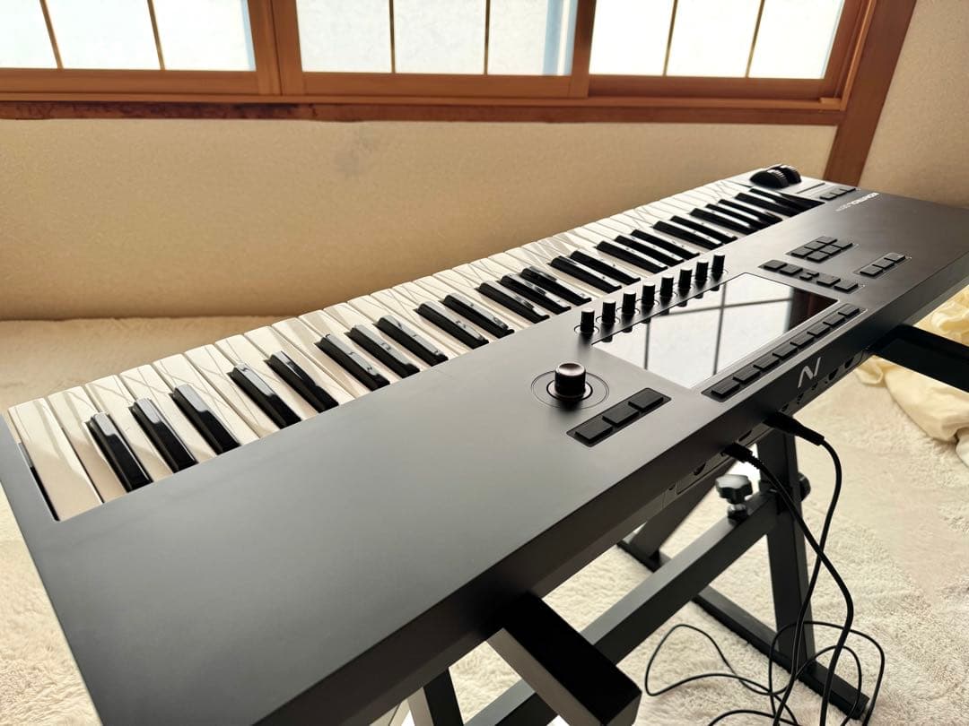 KONTROL S61N MIDIキーボード 61キー