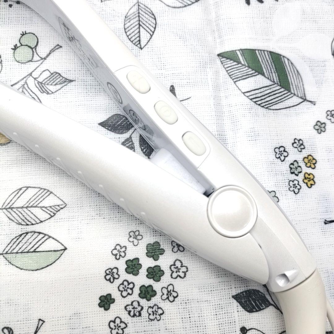 《ほぼ未使用》 KINUJO 絹女 ストレート アイロン ホワイト