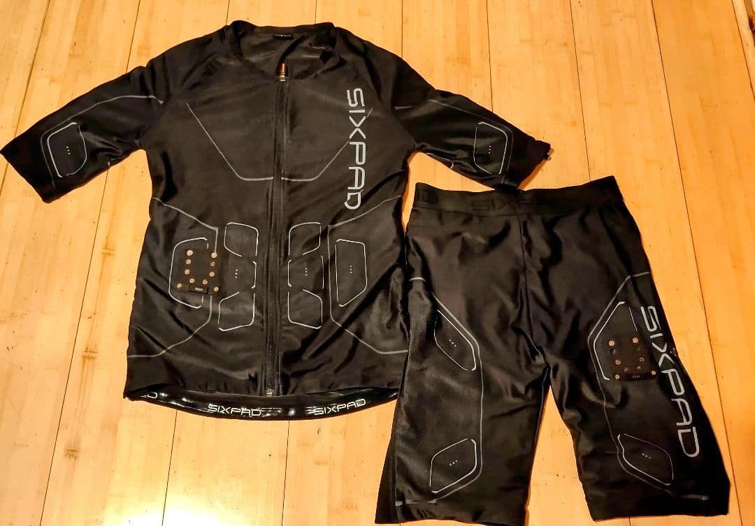 SIXPAD EMSトレーニングウェア メンズLサイズ 上下　パワースーツ