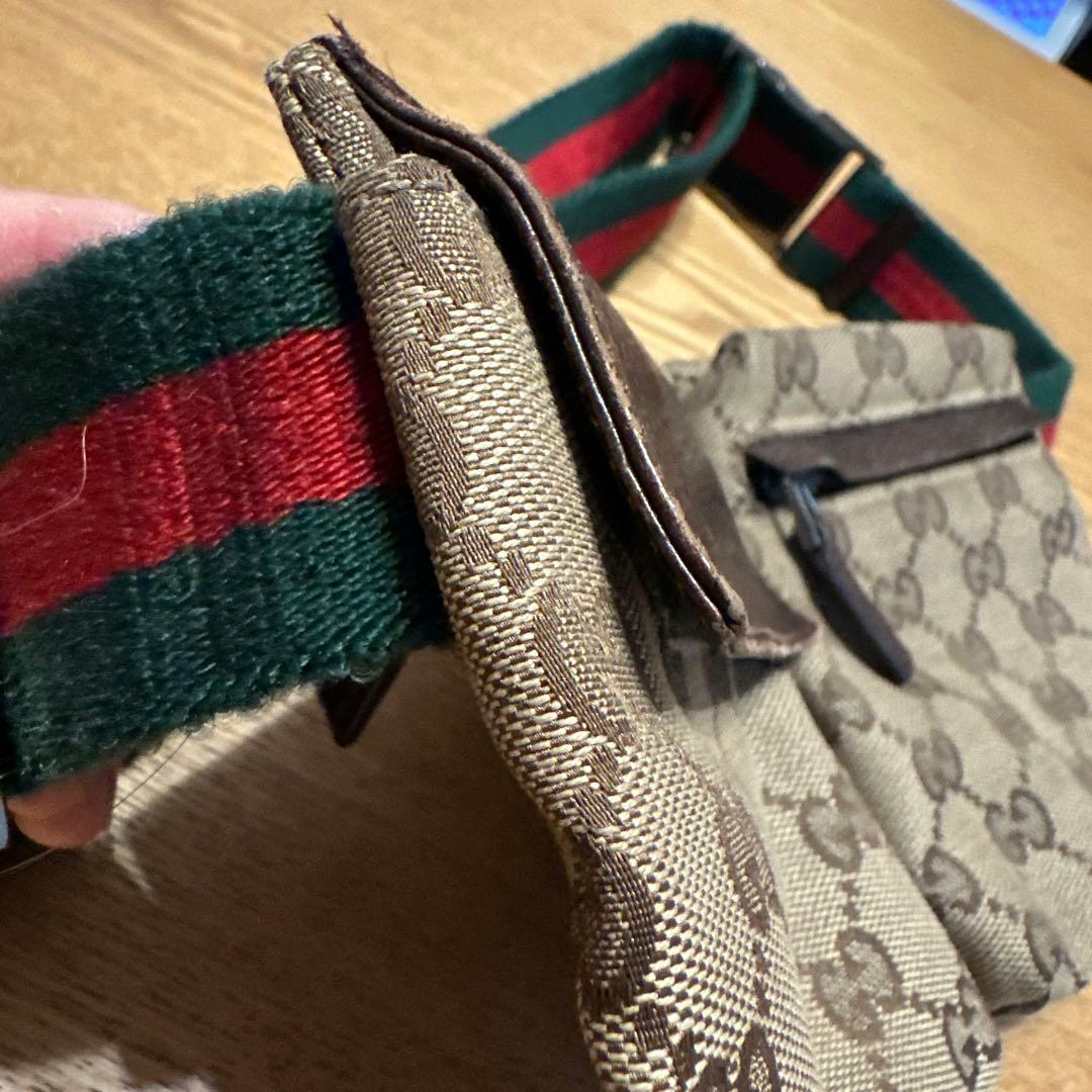 よる　Gucci GGキャンバス ボディバッグ162962