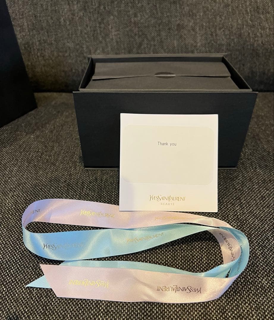 【新品未開封】YSL オールアワーズ ハイパールースパウダー No.04