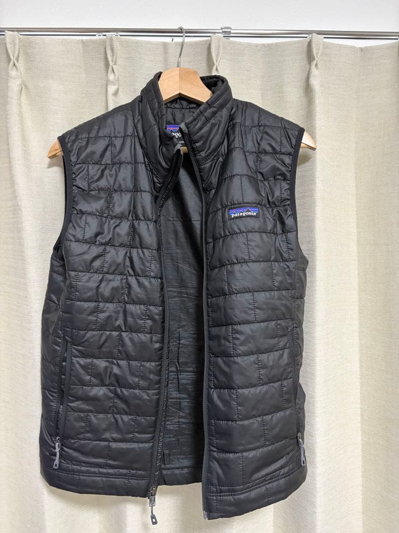 patagonia ブラック ダウンベストXS