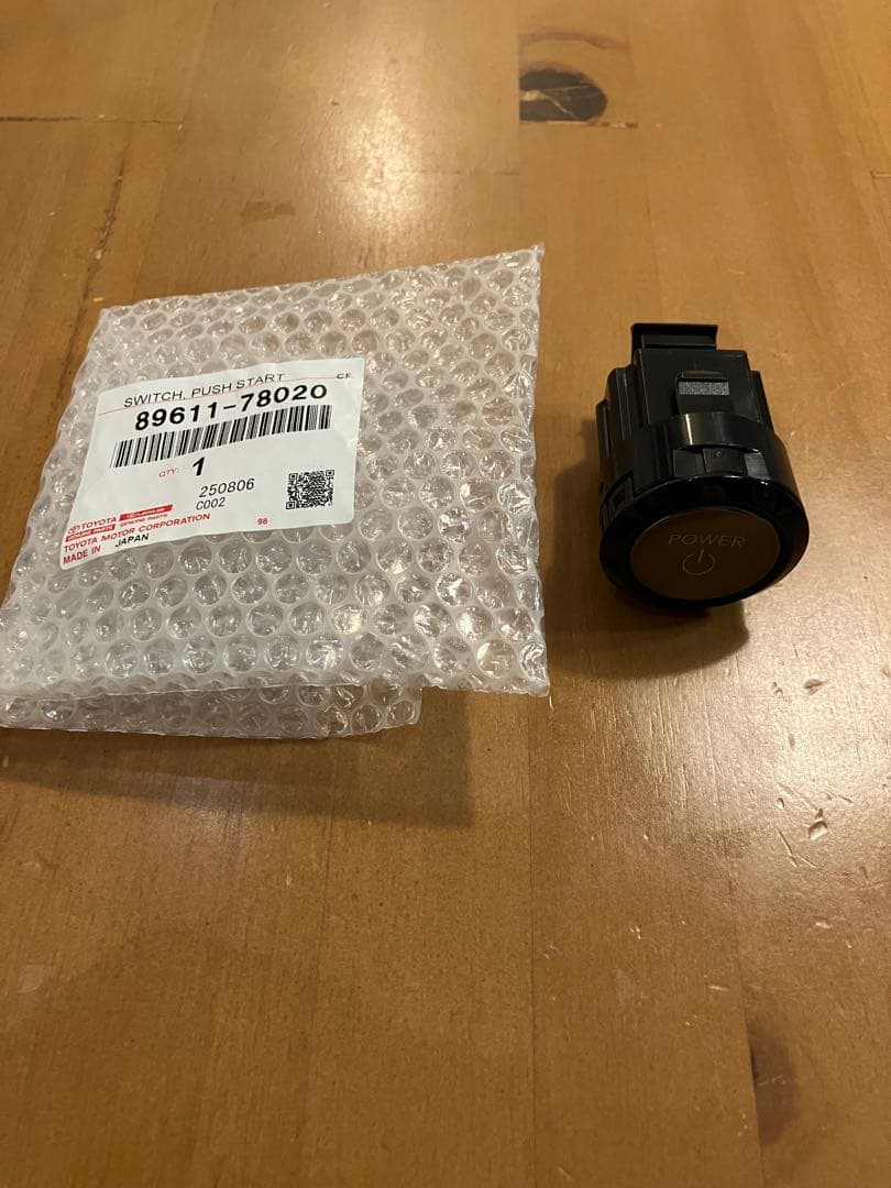 新品　レクサス　スタートボタンスイッチ　89611-78020 ハリアーrav4