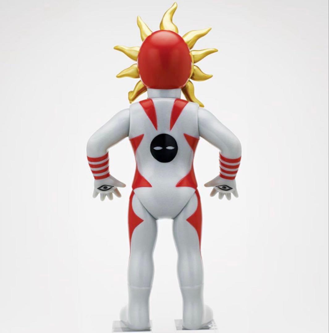 【新品未開封】超復刻版タローマンソフビ人形