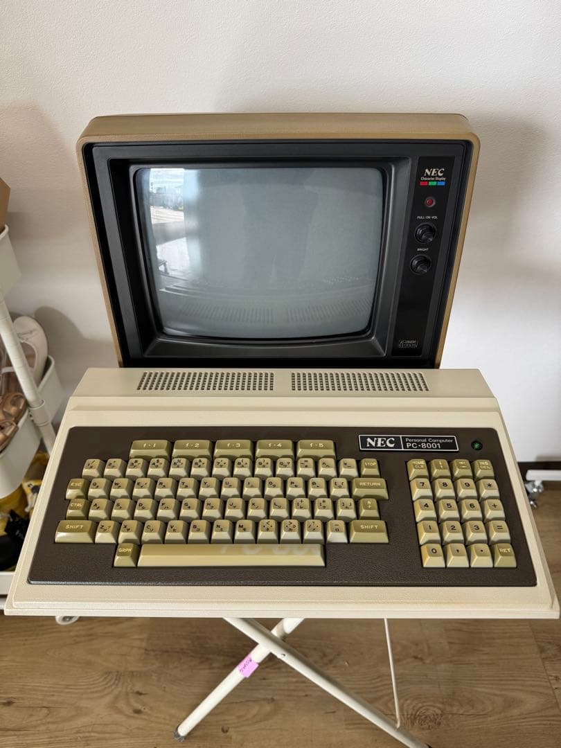NEC PC-8001 パーソナルコンピュータ