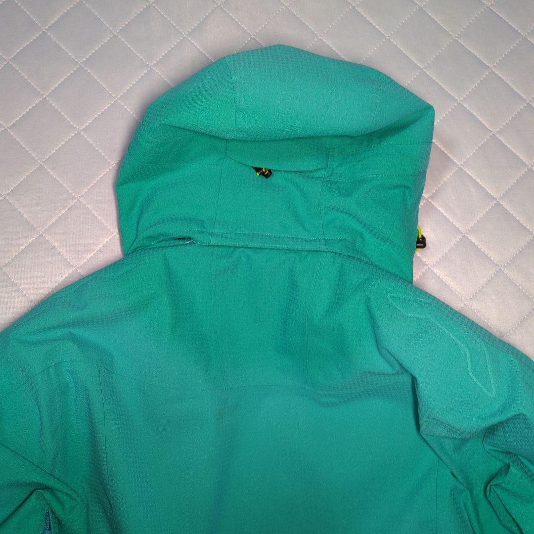 美品フェニックス スキーウェア Mサイズ 上着のみ