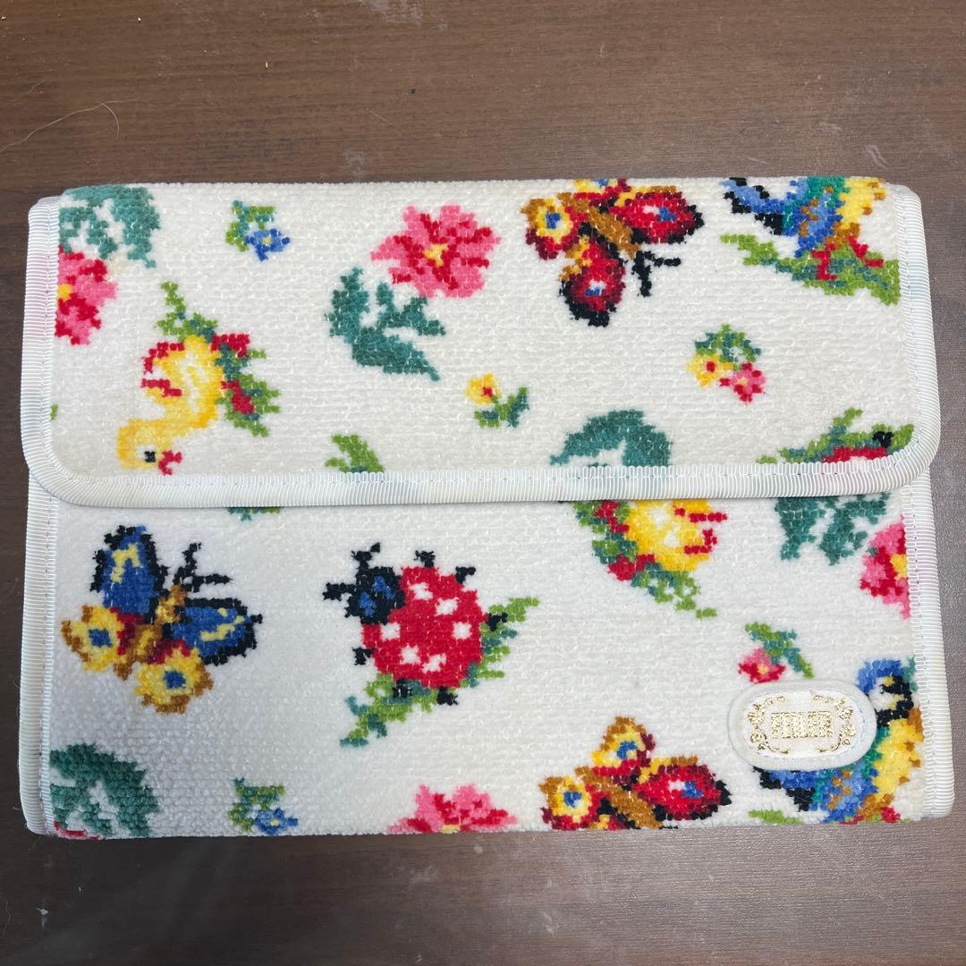 フェイラー　ハイジ　母子手帳ケース