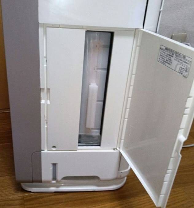 日立加湿空気清浄機。クリエア。