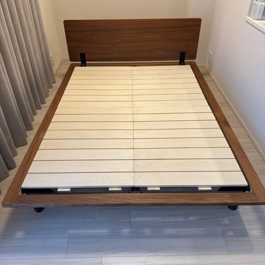 【オンドルセク】無印良品　木製ダブルベッドフレーム+足+ヘッド