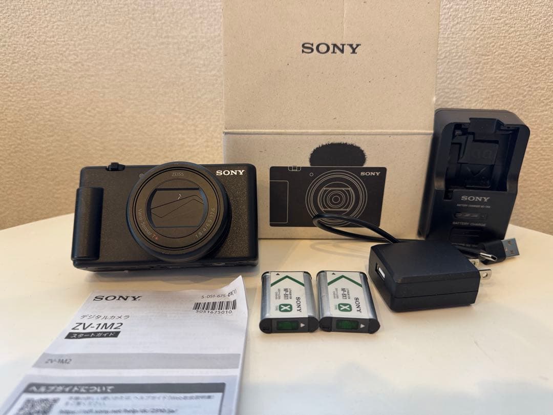 正面傷付きSONY ZV-1M2 デジタルカメラ 本体と付属品、新品購入証明付き