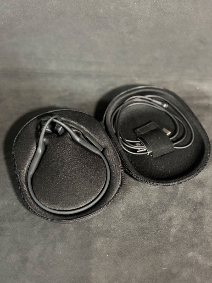 Shokz OpenComm2 骨伝導イヤホン 美品