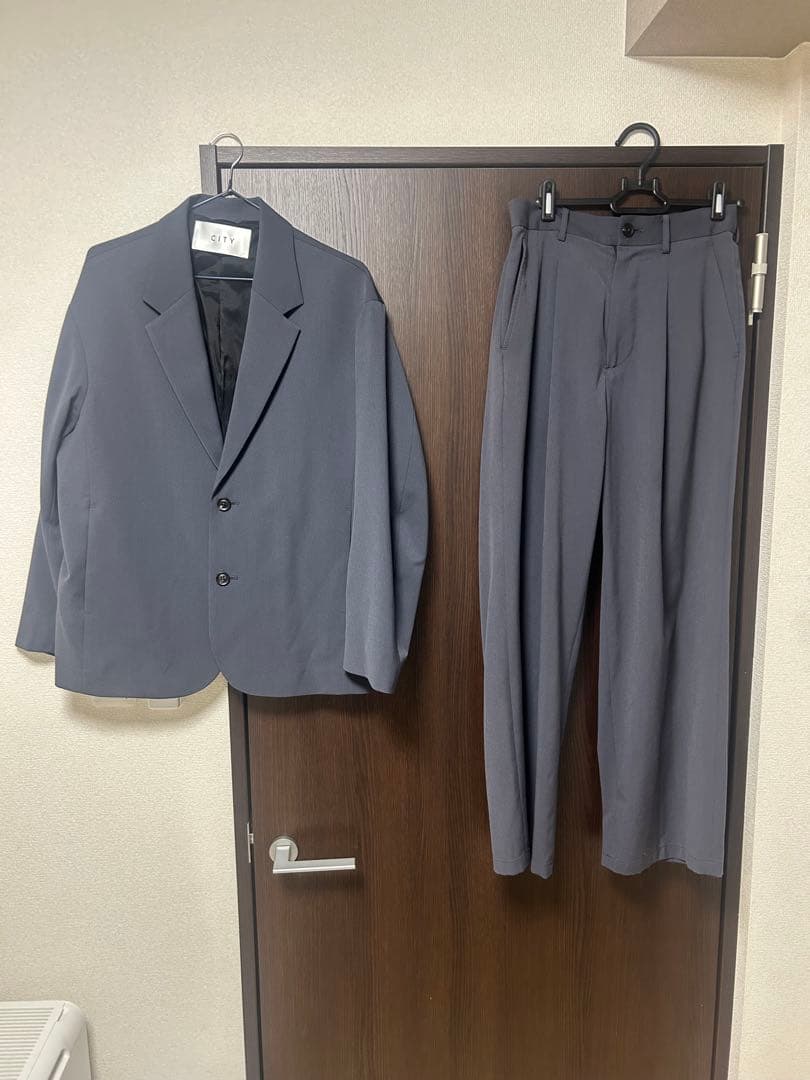 【期間限定値下げ】CITY セットアップ テーラードジャケット112653031