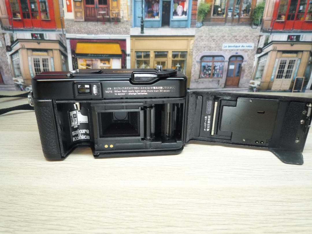 ☆レトロなフィルムカメラ☆KONICA コニカ C35 AF2D