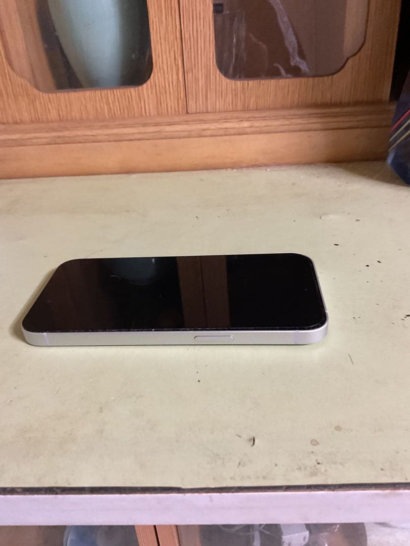 スマートフォン本体 iPhone16e