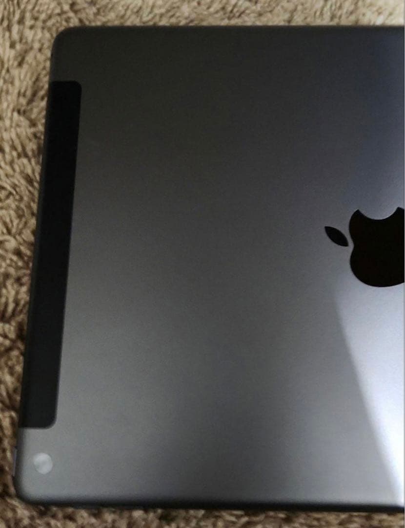 r*2様 AppleiPad第7世代