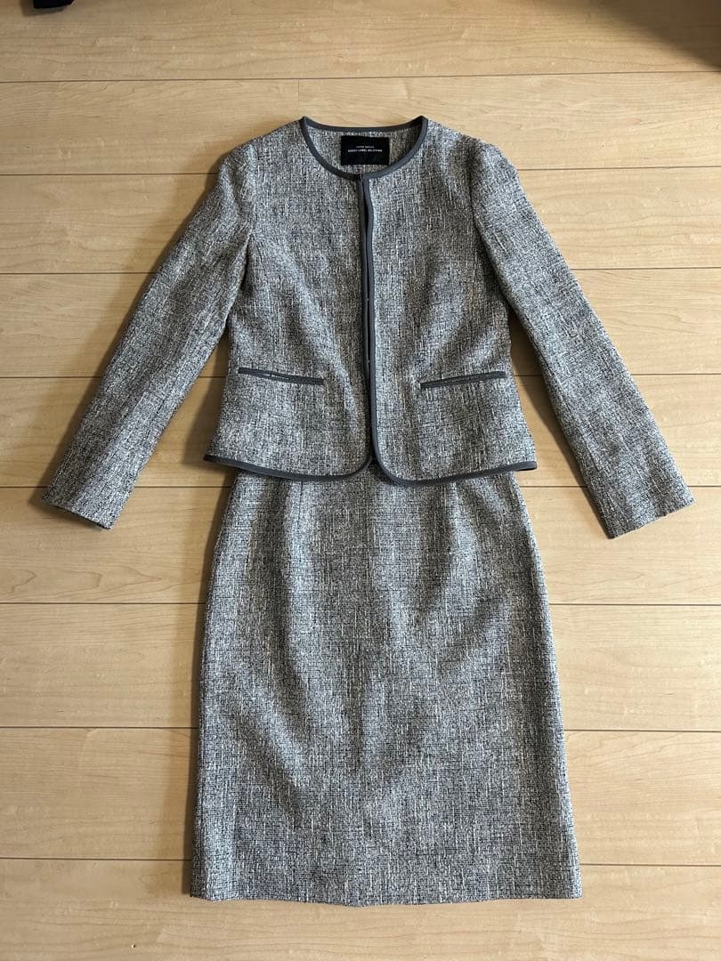 新品未使用【UNITED ARROWS】ツイード ノーカラー スーツ 入学式