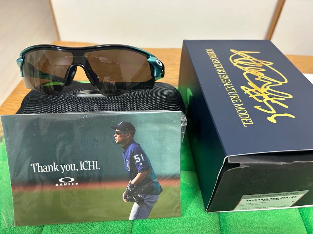 Oakley イチローシグネチャーモデル サングラス