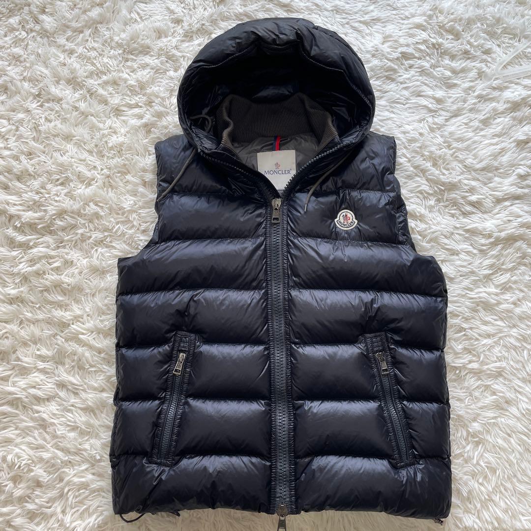 MONCLER モンクレール BARTHOLOME フーディー ダウンベスト　2