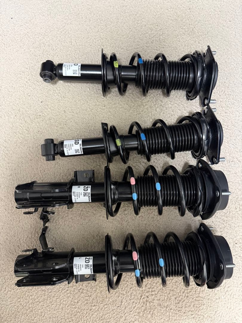 GR86 ZN8 ZD8 ザックスダンパー　E型新車外し