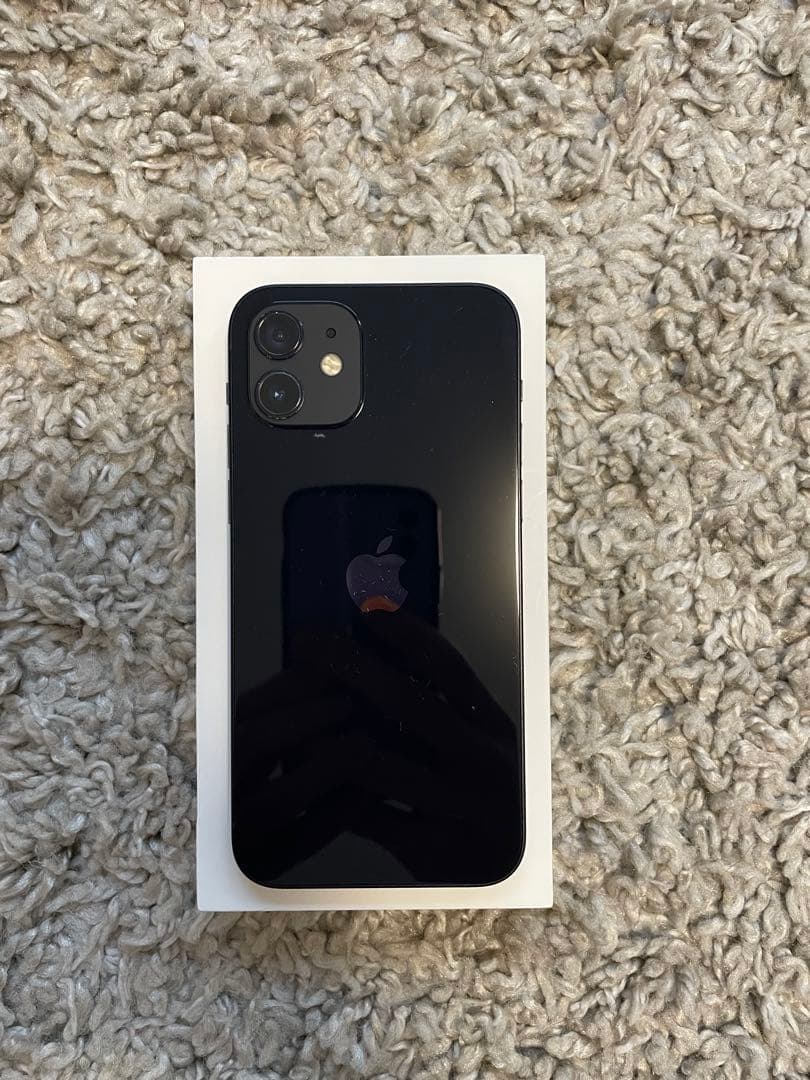 Apple iPhone 12 ブラック 本体