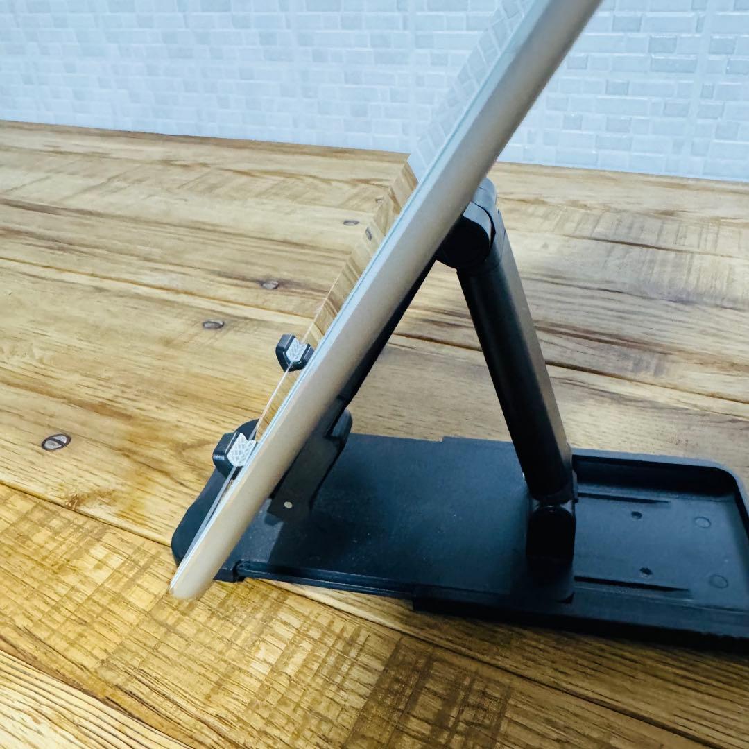 iPad mini 4（Wi-Fiモデル）128GB シルバー　本体＋ケース付き