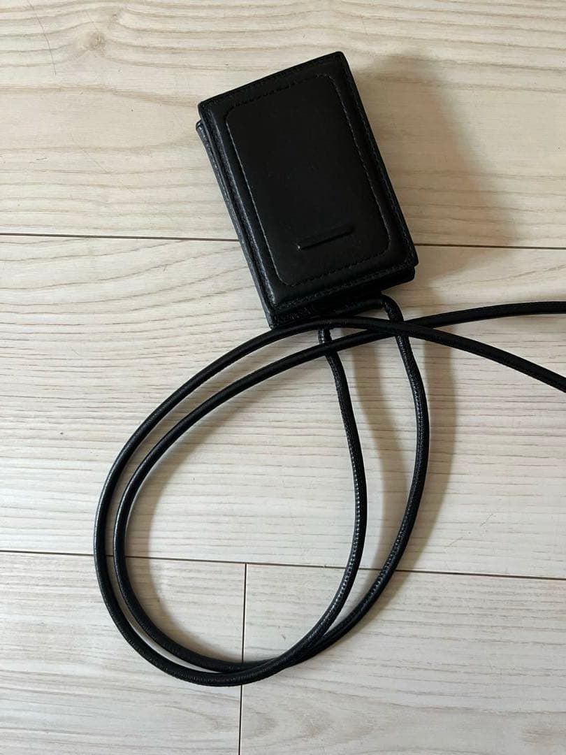 【美品】objcts.io土屋鞄 レザー シボ革 ストラップ一体型ウォレット