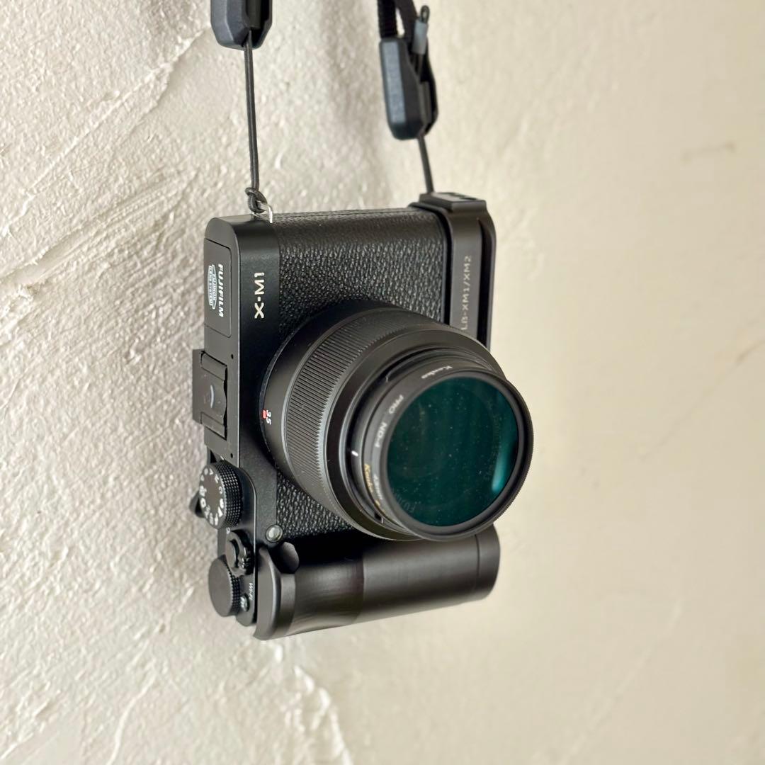 Fujifilm X-M1 ブラック XC35mm F2