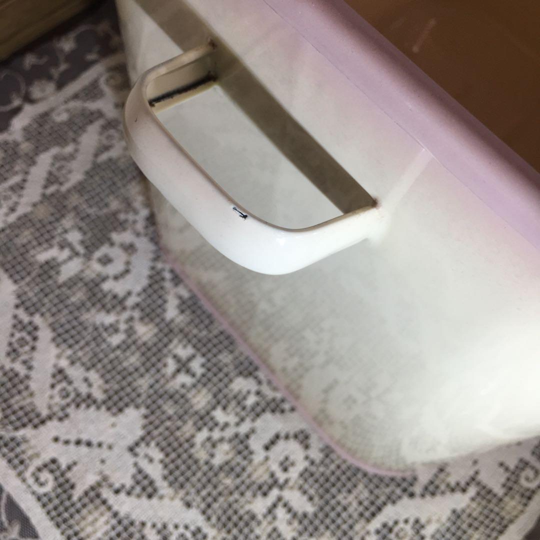 ❤︎イマン❤︎ダイアナローズホーロービート入りBOX缶