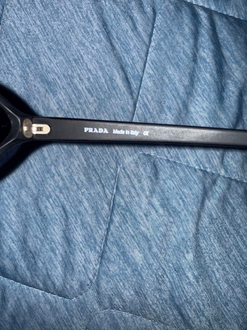 小物 prada eyewear