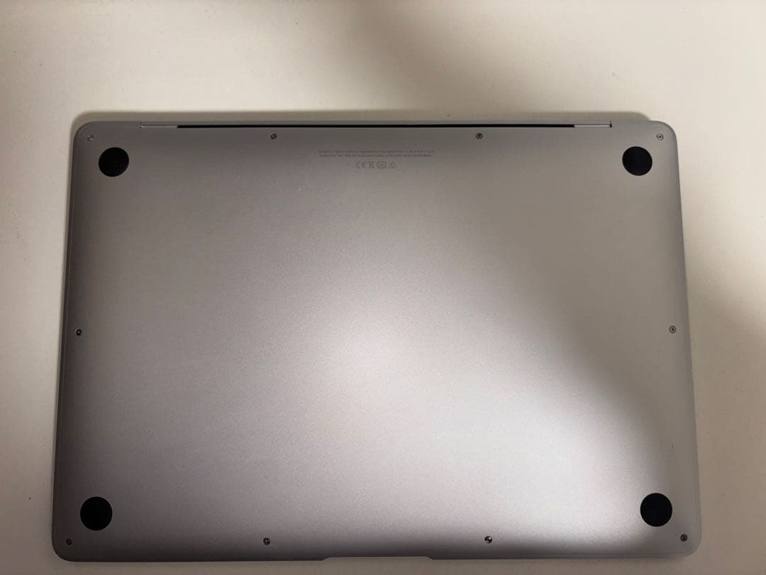 MacBook Air M1チップ 13インチ 256GB シルバー