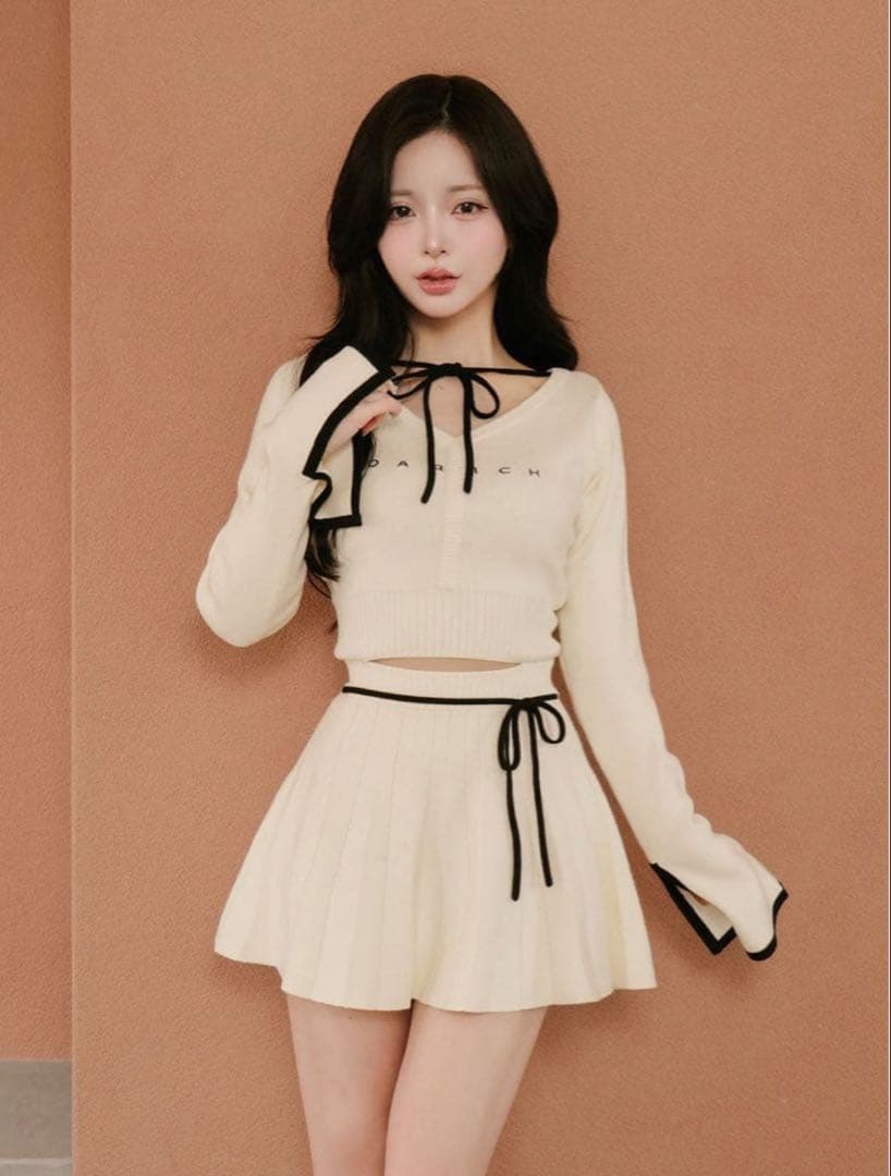 （最安値）ウエストオープンリボンデザインニットミニワンピース Darich