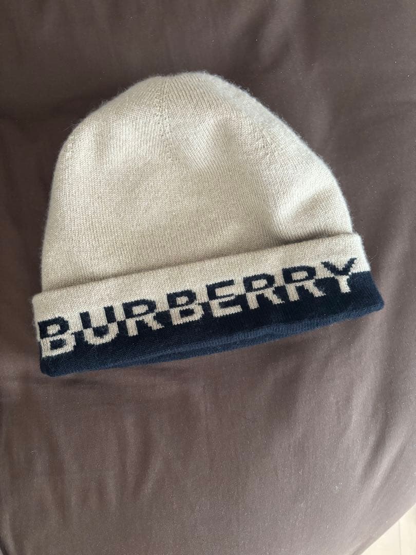 BURBERRY ニット帽 ベージュ