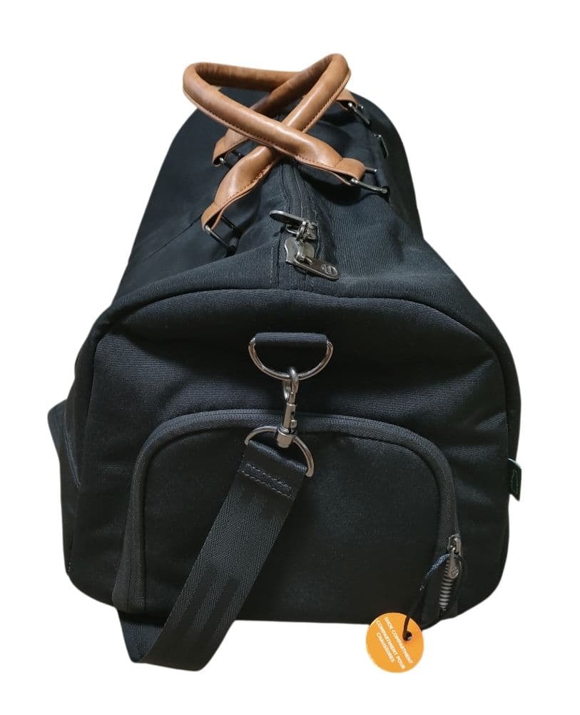 【新品】　PKG ピーケージー 42L ボストンバッグ 大容量 靴収納 ブラック