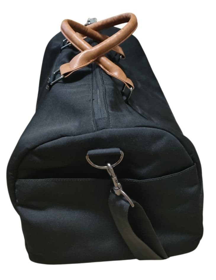 【新品】　PKG ピーケージー 42L ボストンバッグ 大容量 靴収納 ブラック