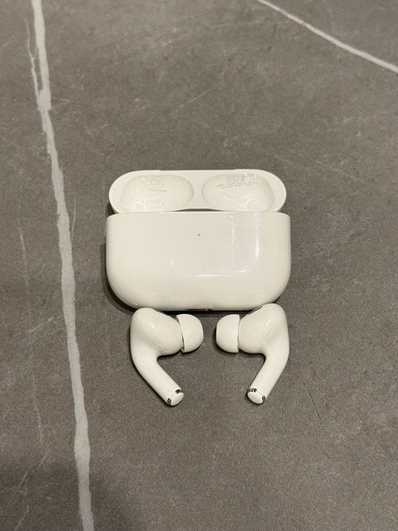 ★お値下げ AirPods Pro 本体 ホワイト 第2世代