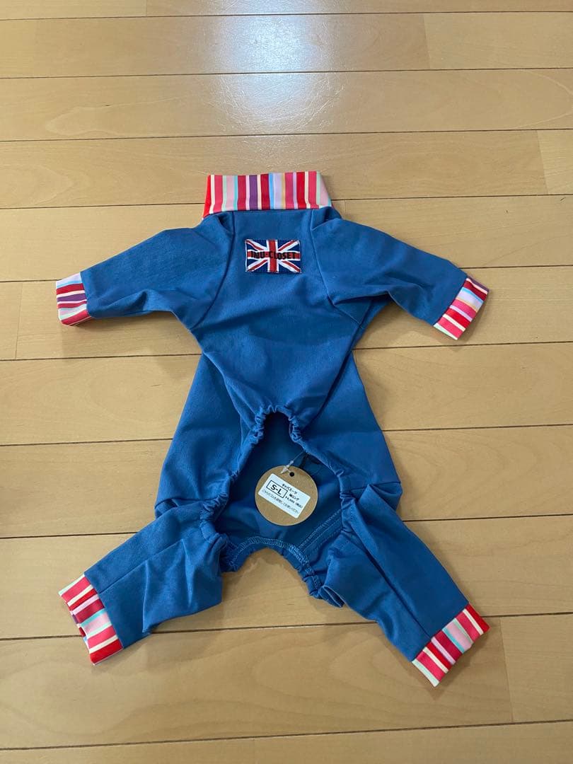 キャバスーツ　イヌクローゼットおまとめ2枚