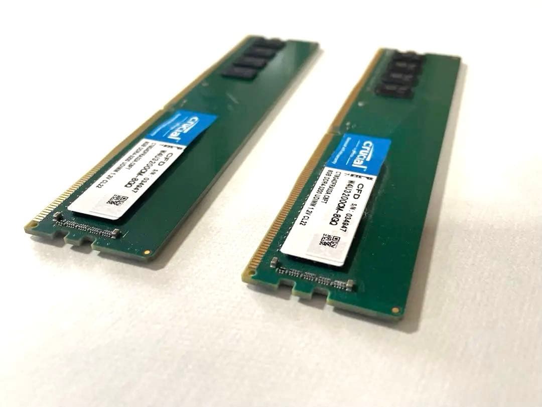 Crucial DDR4 16GB (2x8GB) メモリ