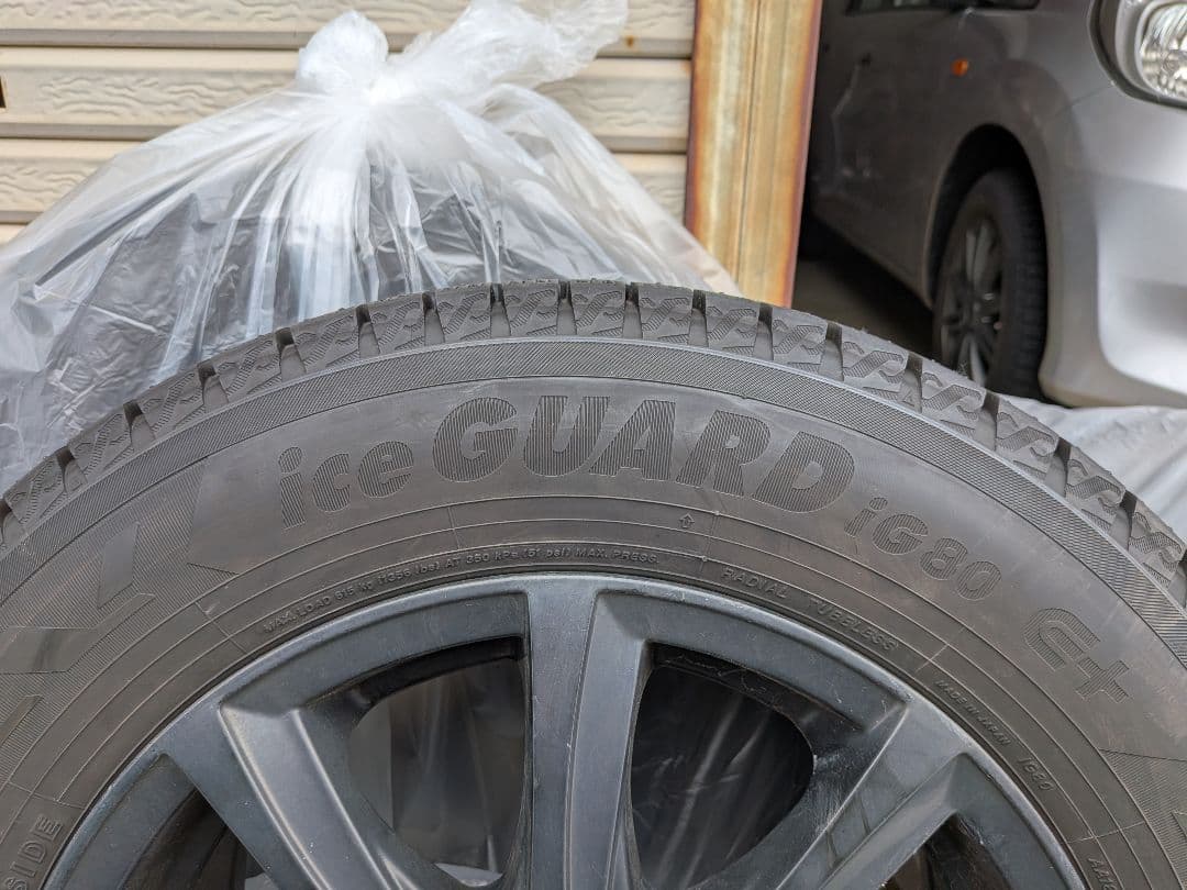​【2025年製タイヤ・1ヶ月使用】ヨコハマ iG80 195/65R15　4本