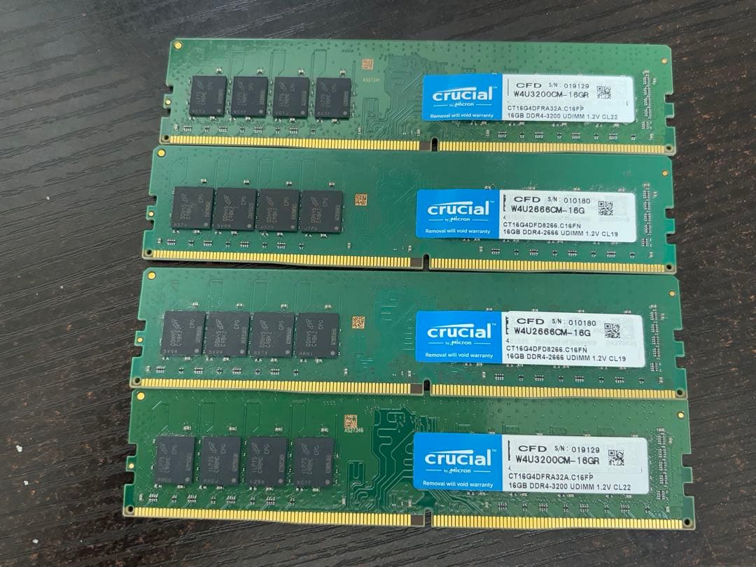 Crucial DDR4 16GB メモリー 4枚セット